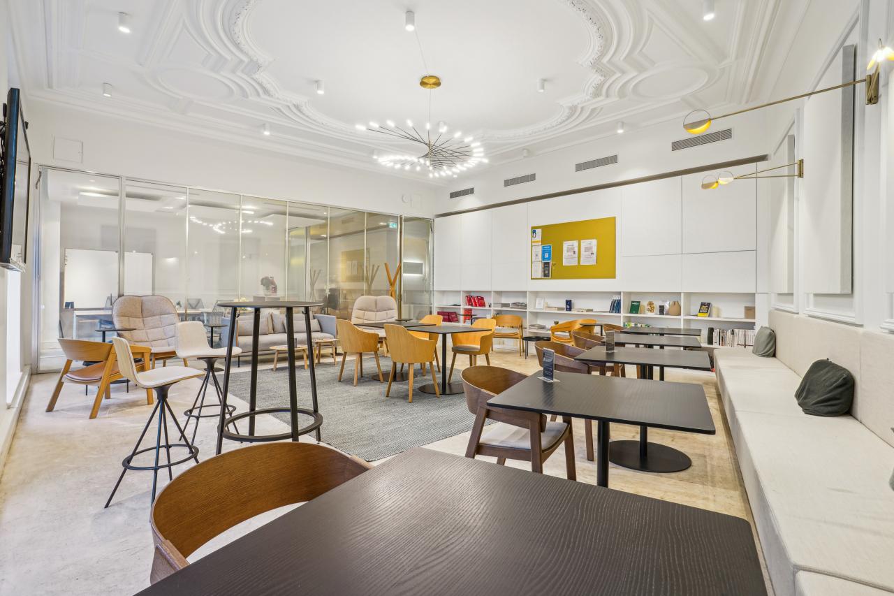 Bureau Paris 334m² Location bureau Paris OLBUR2200801 11